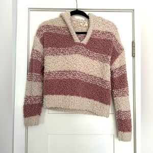 Hippie Rose Hooded V-Neck Sweater~Small